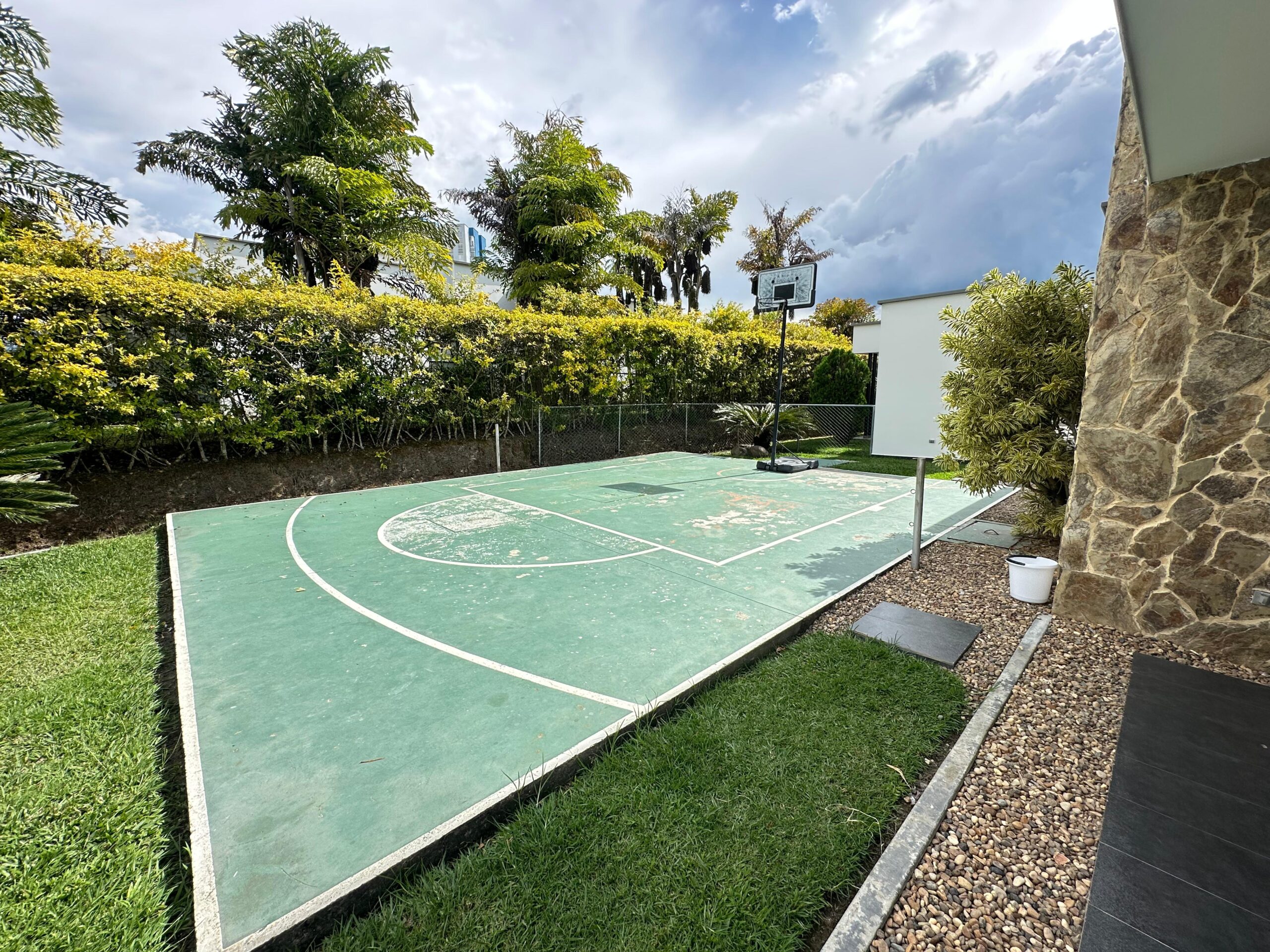 Exclusiva Casa Condominio para la Venta en la Avenida Centenario