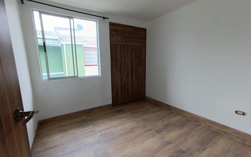Casa para la Venta en Condominio al Sur de Armenia en sector Estadio Centenario