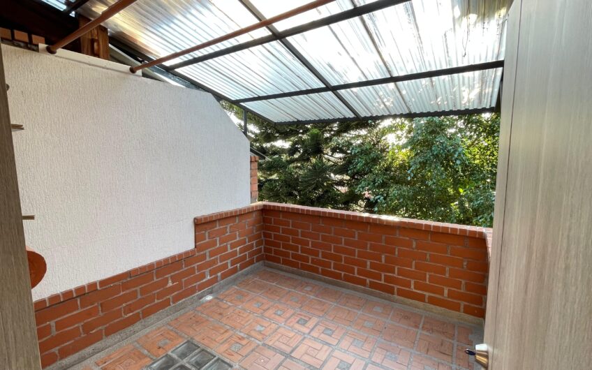 Casa en Conjunto Cerrado en barrio Belmonte en Pereira
