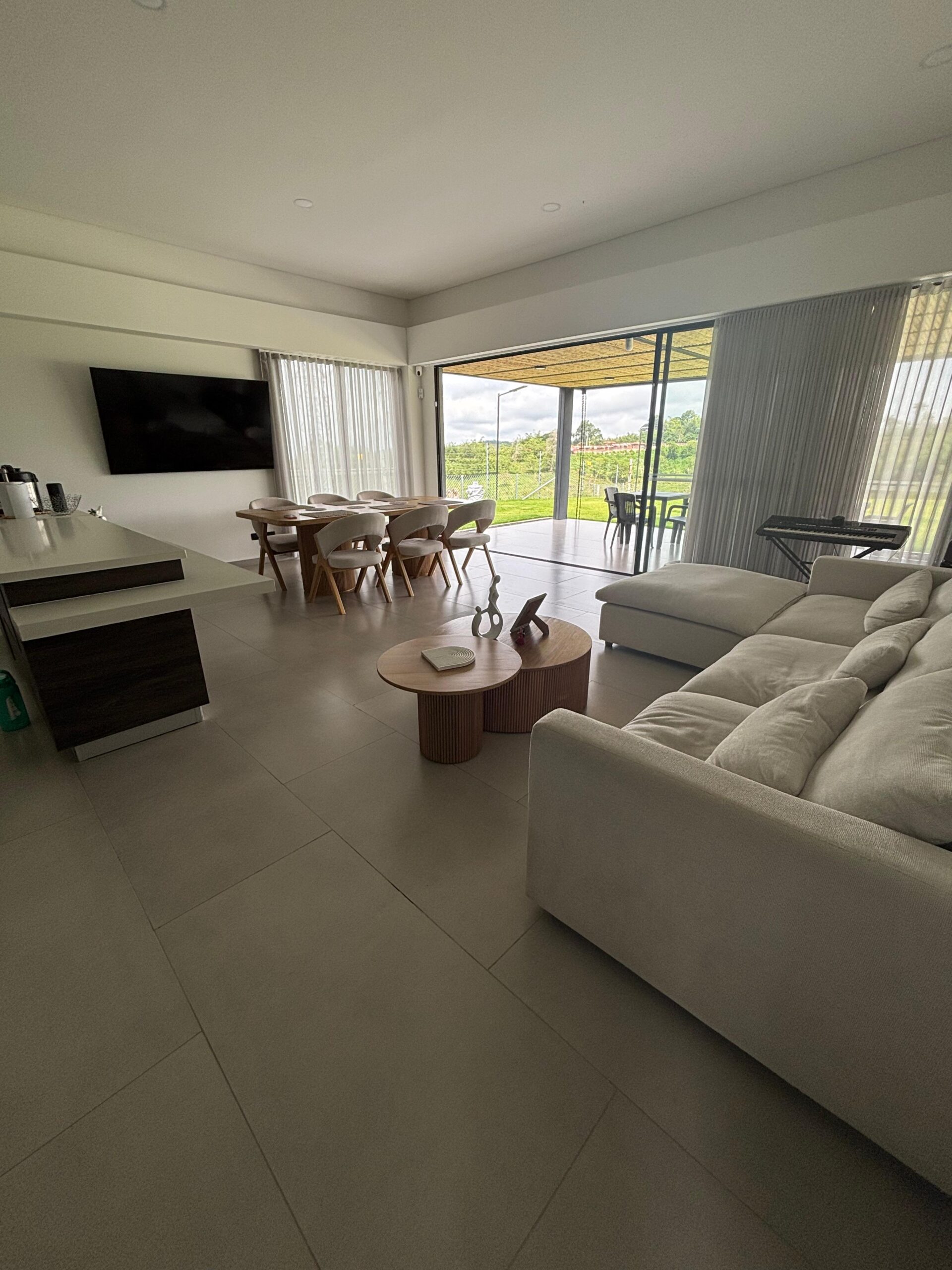 Casa para la Venta en Condominio Campestre – Vía a Circasia