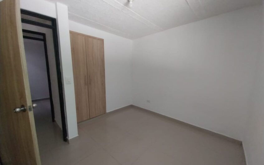 Casa de dos pisos en el Barrio Villa Liliana para la Venta al Sur de Armenia