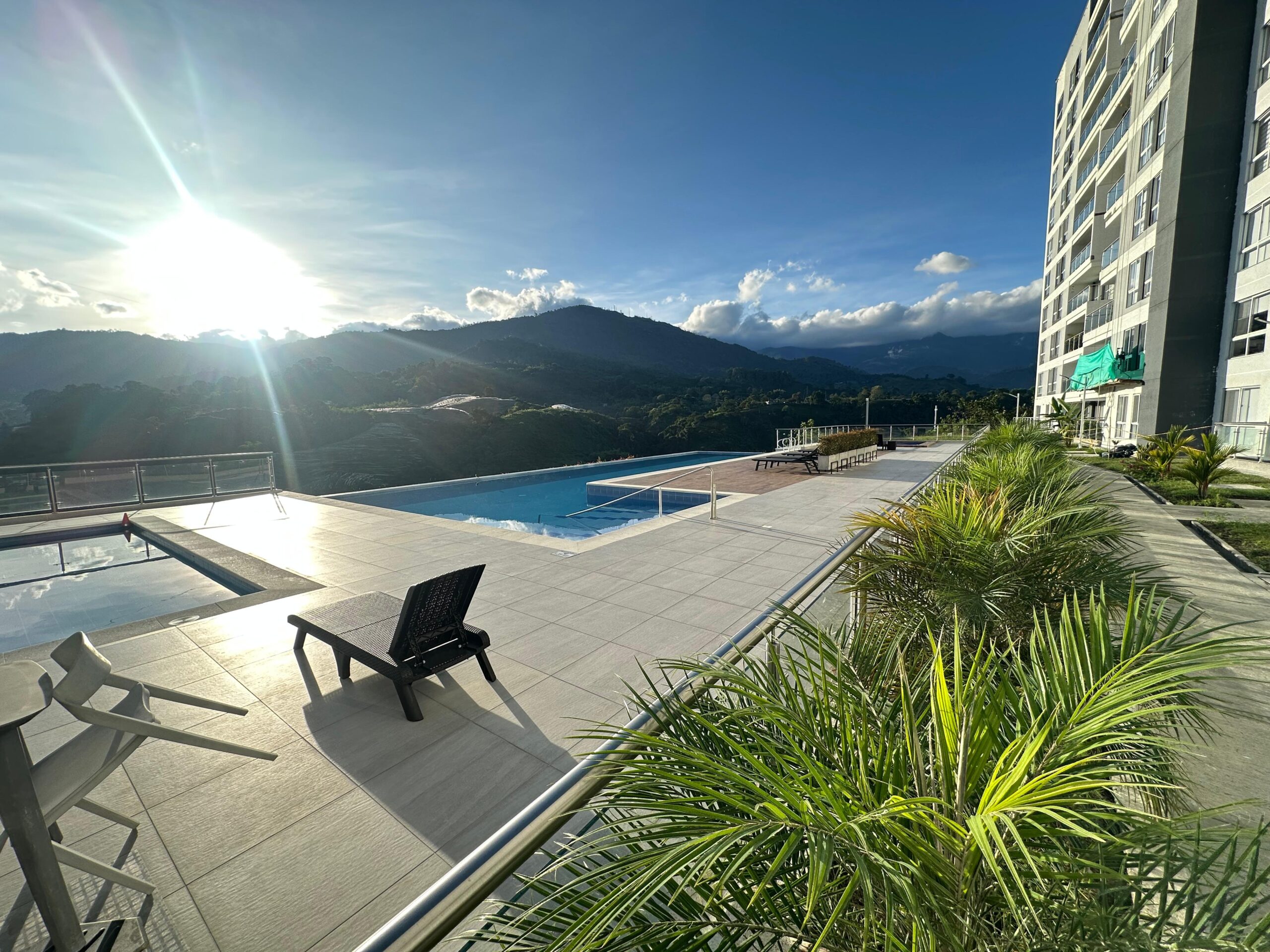 Apartamento Amoblado en Alquiler al Norte de Armenia – Avenida Centenario