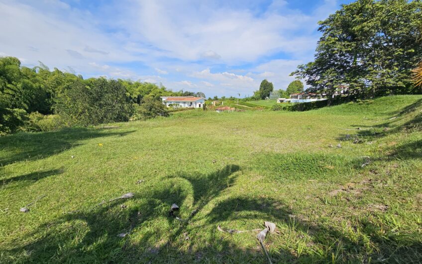 Lote para la Venta en Urbanización Campestre Portachuelo – La Tebaida, Quindío