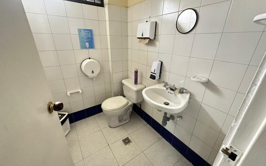 Amplia Bodega para Alquiler sector Jardines al sur de Armenia