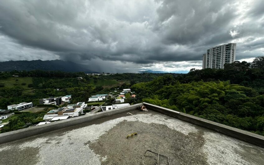 Exclusivo Apartamento Totalmente Nuevo Con Terraza de 80M2 Vista Cordillera en el Condominio la Reserva