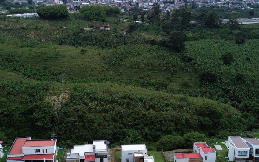 Lote para la Venta en Conjunto Cerrado en Calarcá