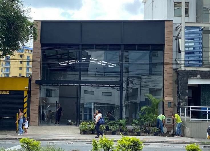 Local Comercial para Alquiler en Fundadores