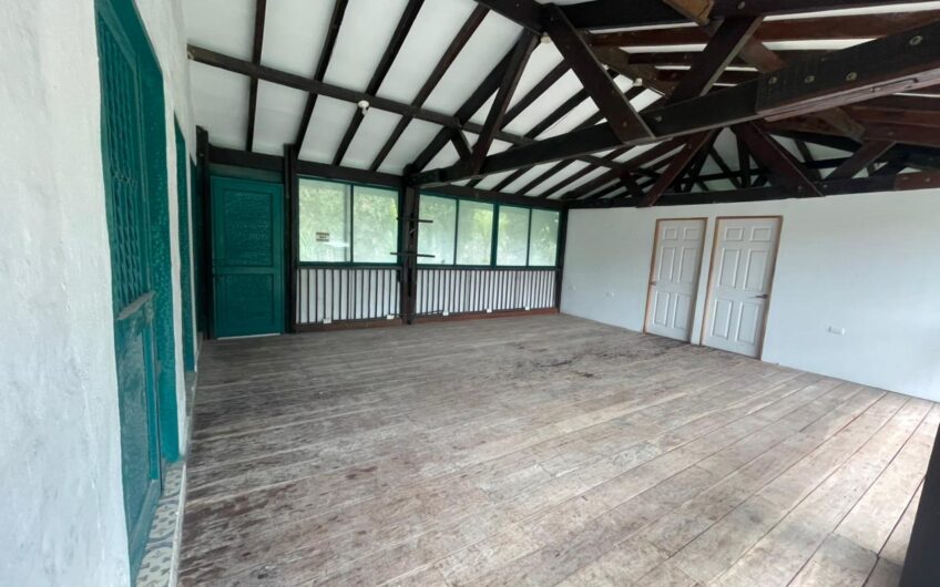 Hermosa Casa Campestre para Alquiler Sector Cenexpo – Uso comercial o Vivienda Familiar