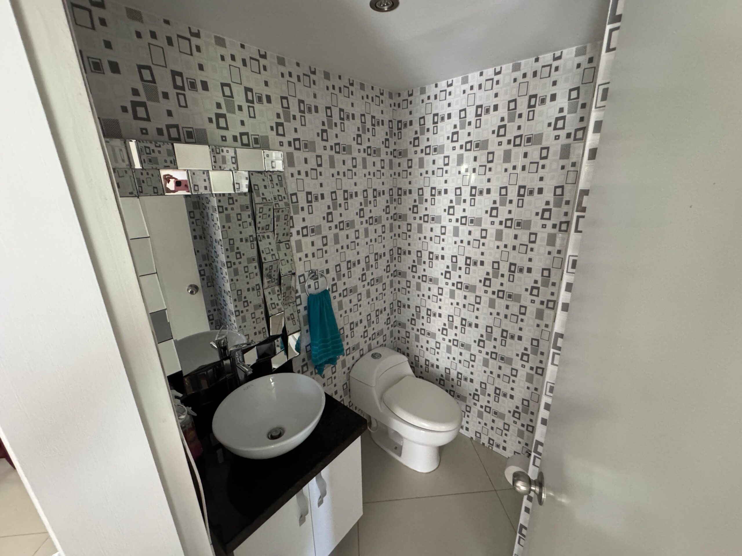 Hermosa Casa Campestre para la Venta – Vía Circasia