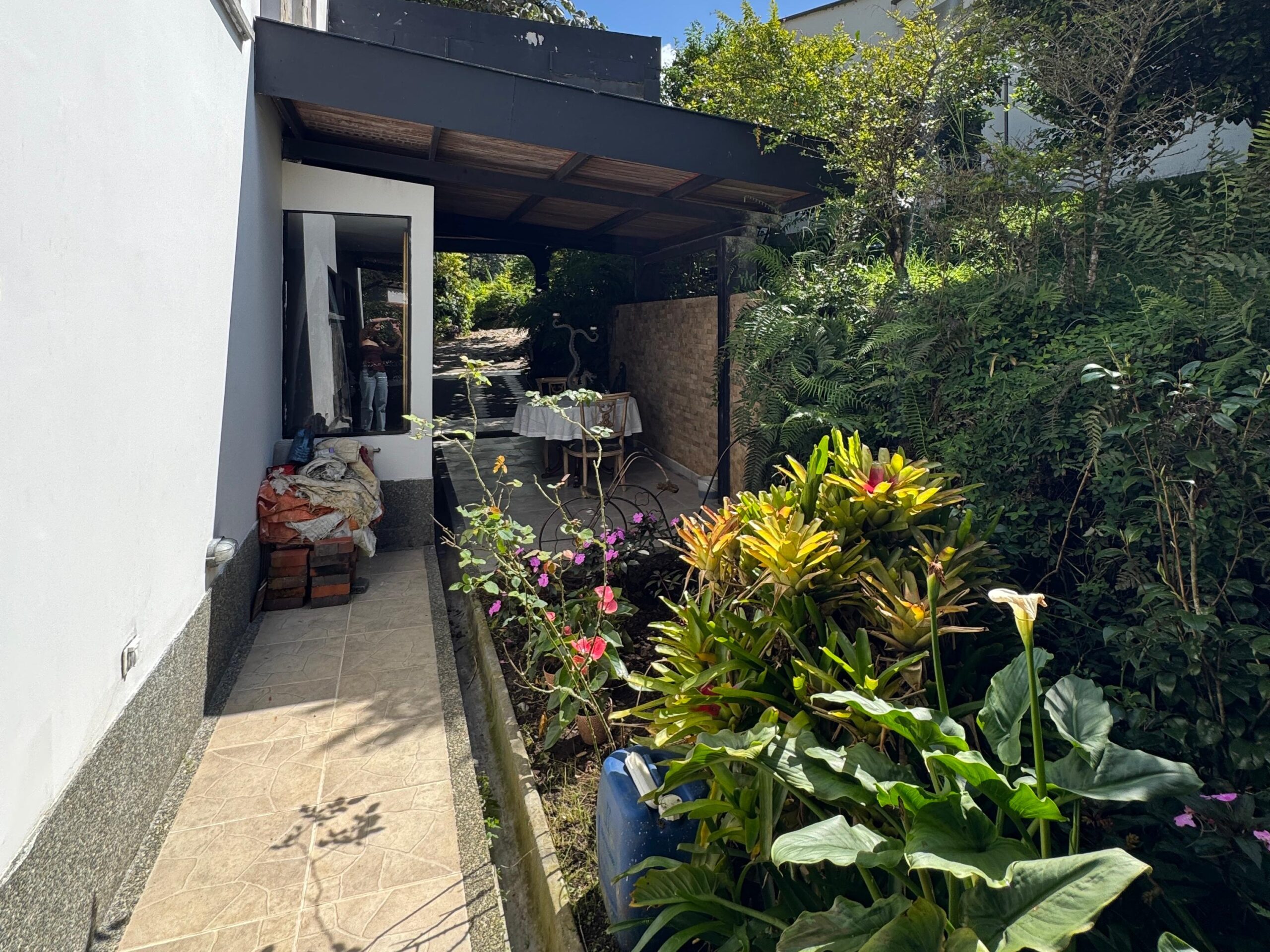 Hermosa Casa Campestre para la Venta – Vía Circasia