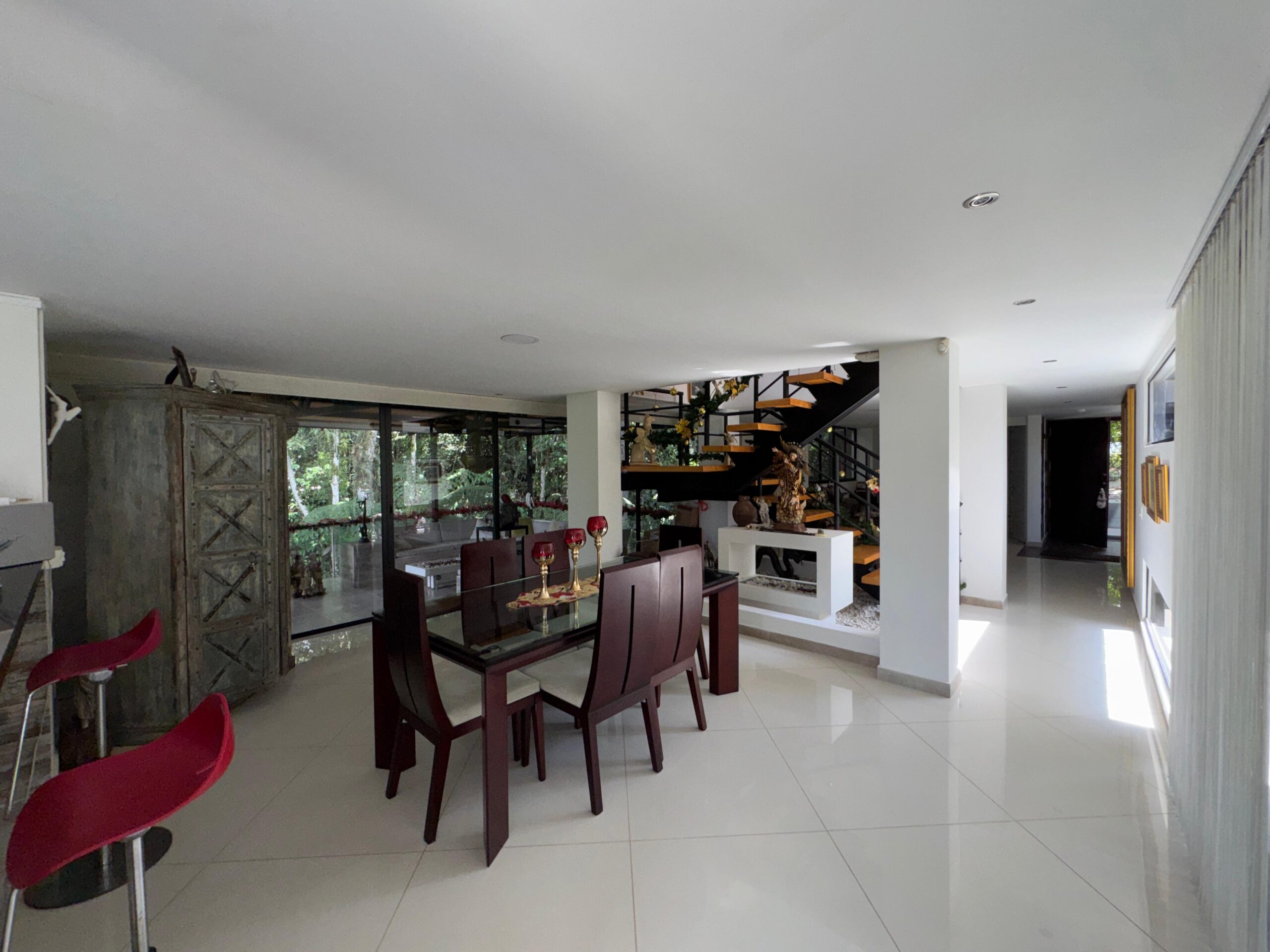 Hermosa Casa Campestre para la Venta – Vía Circasia