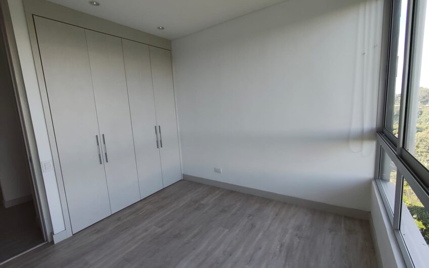 Amplio Apartamento ubicado en Exclusivo Condominio Campestre al norte de Armenia