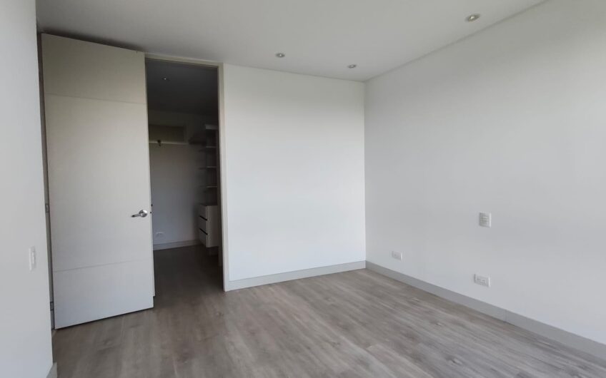 Amplio Apartamento ubicado en Exclusivo Condominio Campestre al norte de Armenia