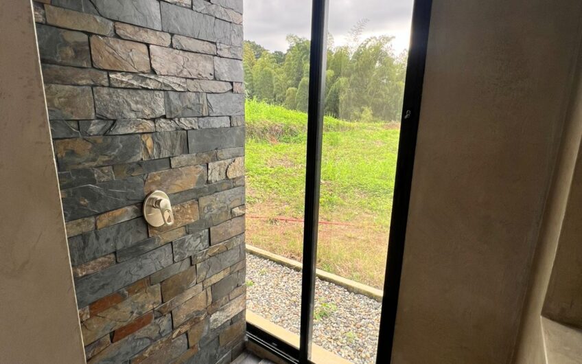 Exclusiva Casa Campestre para Alquiler en Sector Aeropuerto