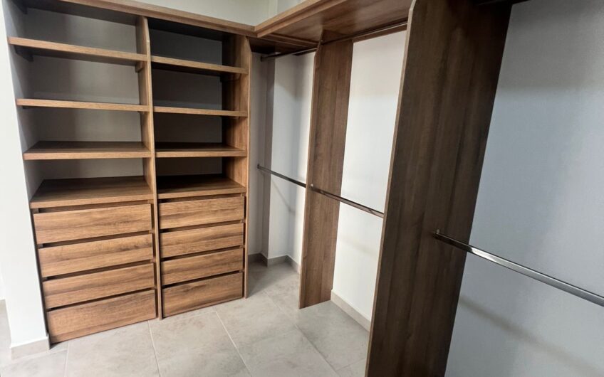 Exclusiva Casa Campestre para Alquiler en Sector Aeropuerto