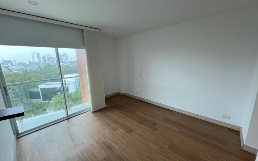 Apartamento para la Venta en la Avenida Centenario al norte de Armenia