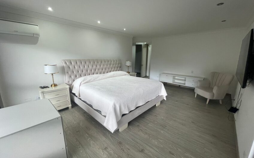 Espectacular Penthouse para Alquiler en el Sector de la Castellana al norte de Armenia