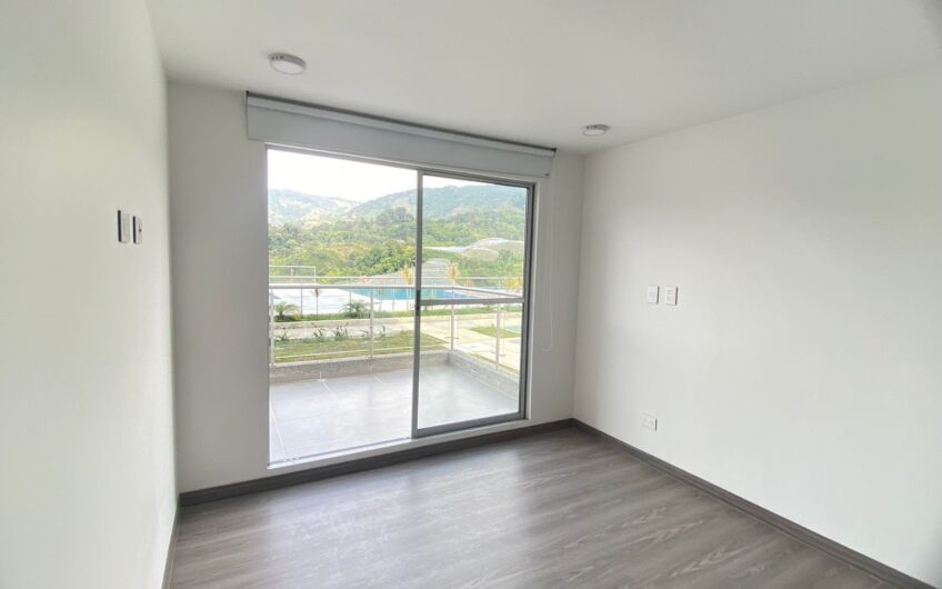 Espectacular Apartamento para Alquiler en la Avenida Centenario al norte de Armenia