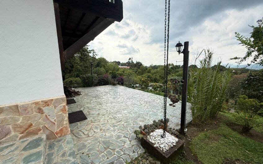 Casa Campestre para la Venta en Sector Tribunas en Pereira