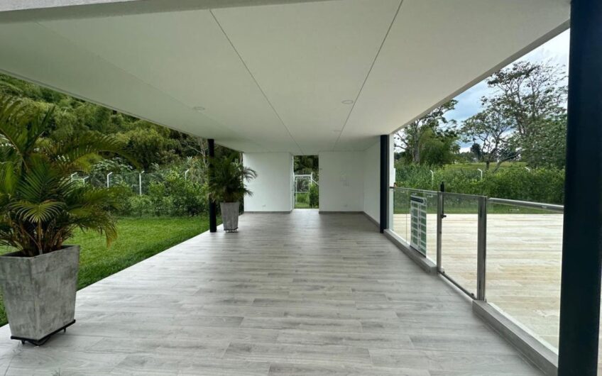 Casa Campestre para la Venta en Sector Aeropuerto