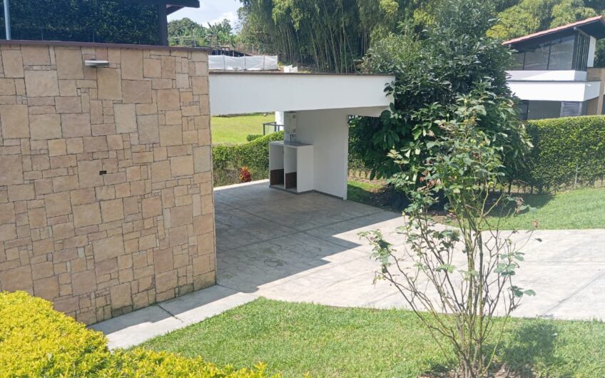 Casa Campestre para Arriendo en Calarcá