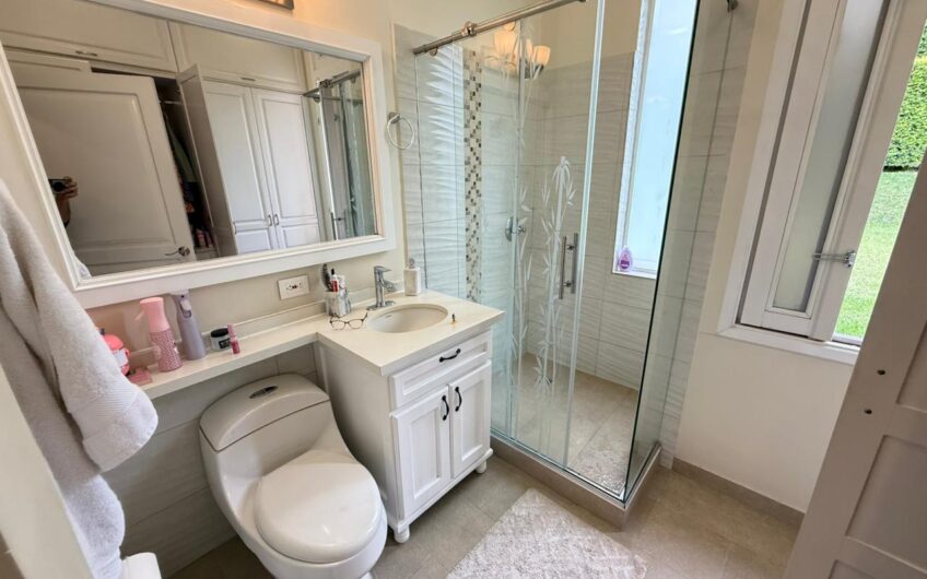 Casa Campestre en venta – Sector La Y, Calarcá