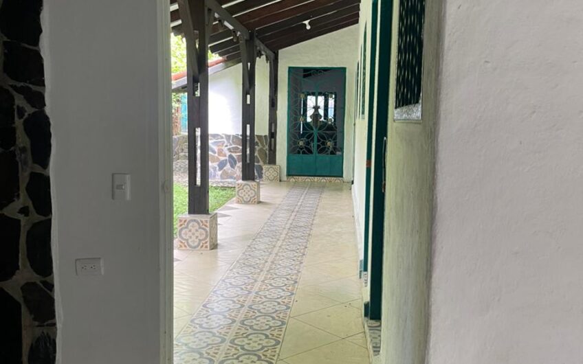 Casa Campestre para la Venta Vía Tebaida – Armenia