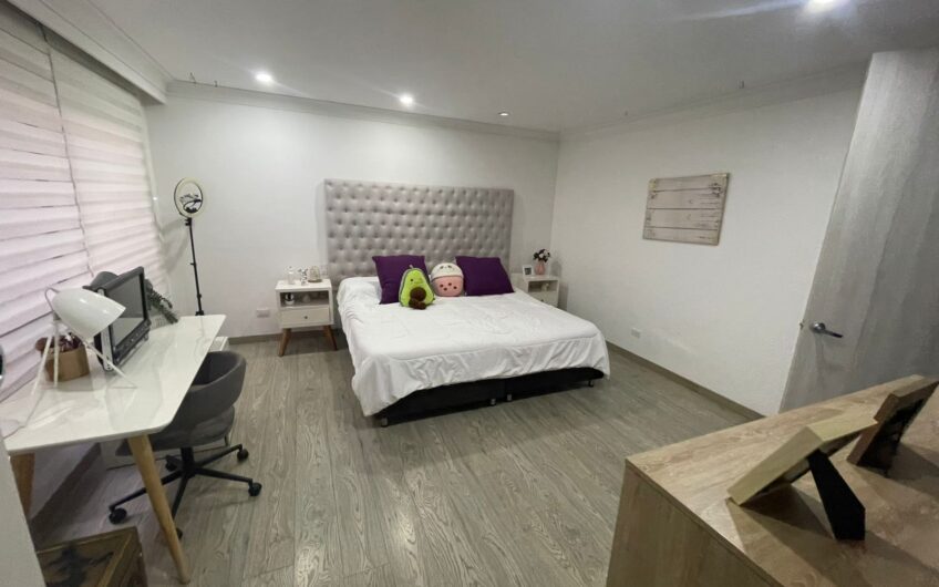 Espectacular Penthouse para Alquiler en el Sector de la Castellana al norte de Armenia