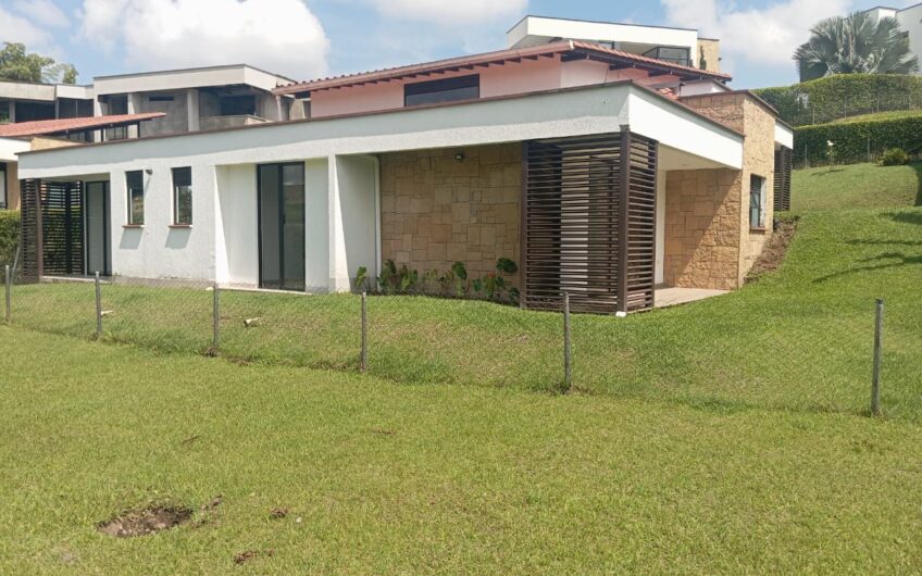 Casa Campestre para Arriendo en Calarcá