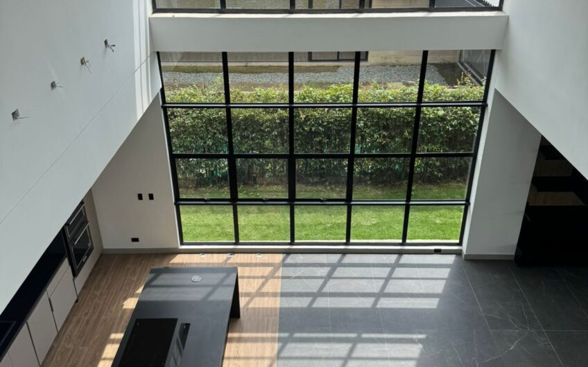 Espectacular Casa Campestre para la Venta en Calarcá