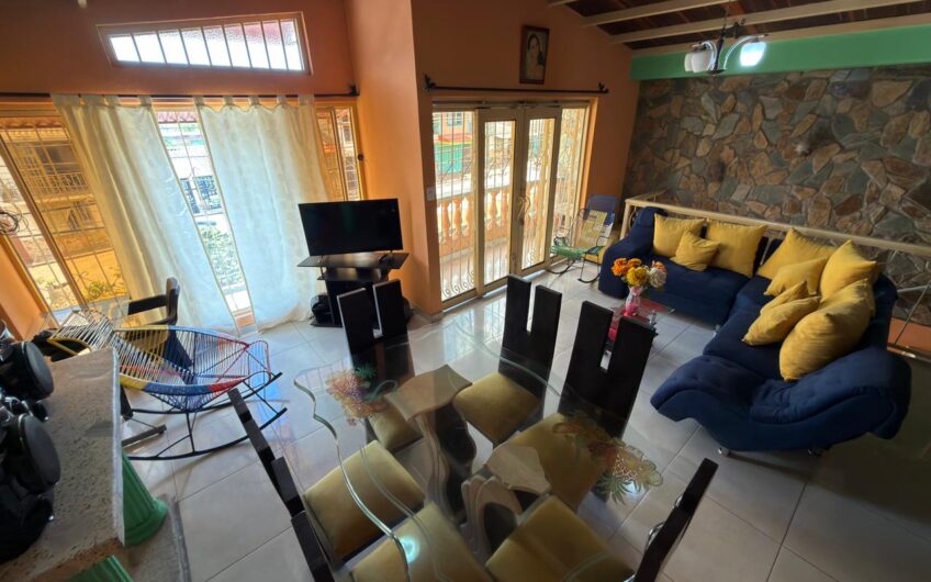 Casa para la Venta – Montenegro, Quindío