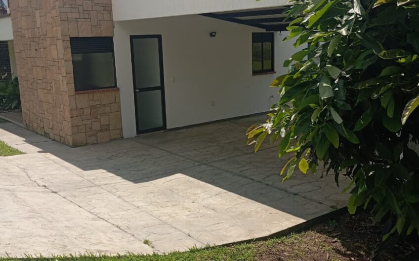 Casa Campestre para Arriendo en Calarcá