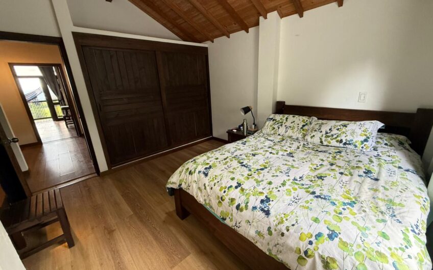 Casa Campestre para la Venta en Sector Tribunas en Pereira