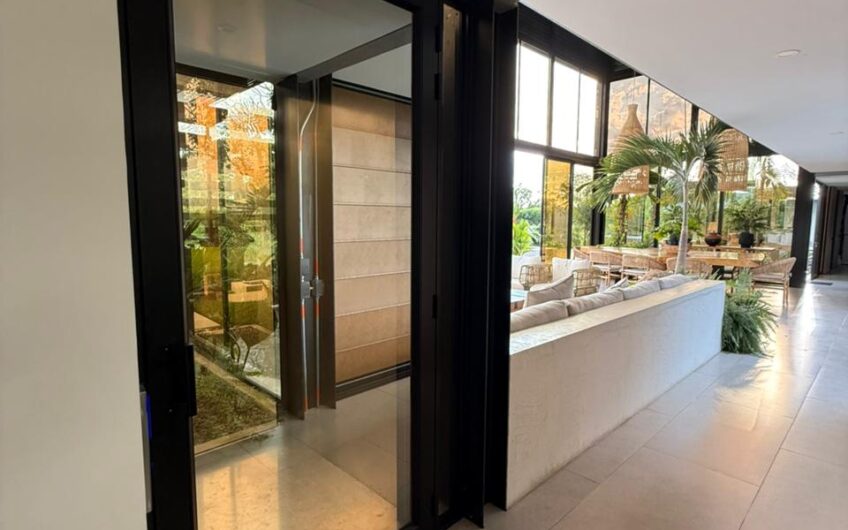 Exclusiva Casa Campestre para la Venta en Sector Aeropuerto de Armenia