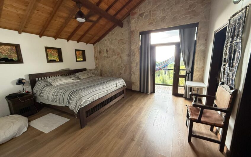 Casa Campestre para la Venta en Sector Tribunas en Pereira