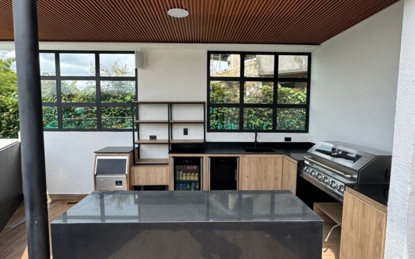 Espectacular Casa Campestre para la Venta en Calarcá