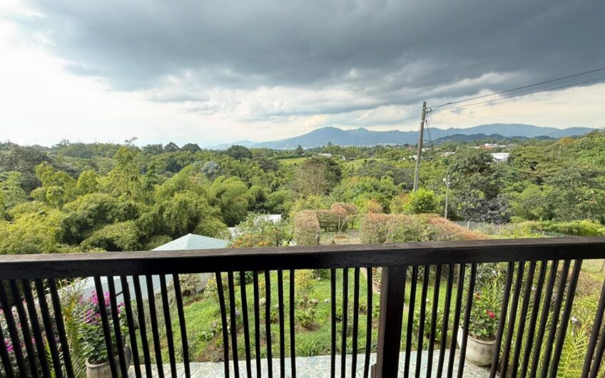 Casa Campestre para la Venta en Sector Tribunas en Pereira