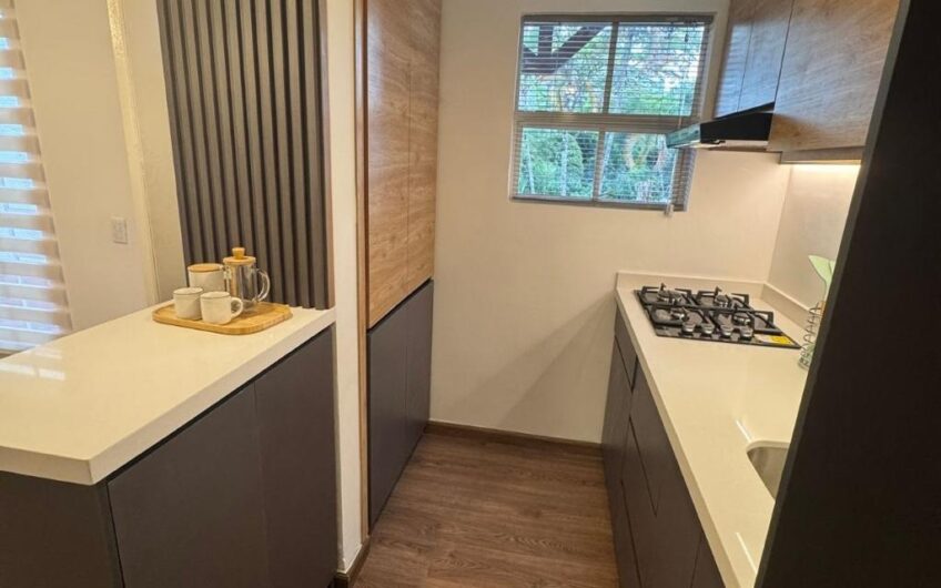 Casa de dos niveles para la Venta en la Avenida 19 norte