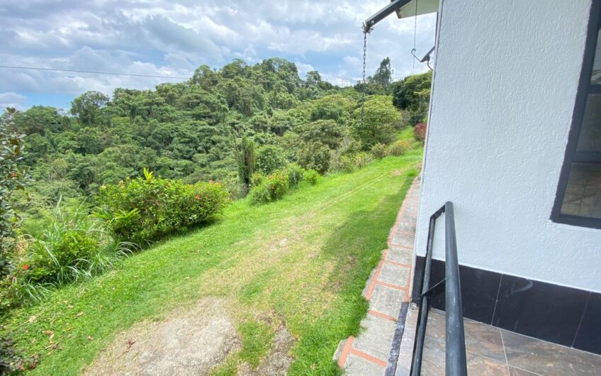 Apartamento para Alquiler Vía Circasia en Condominio Campestre