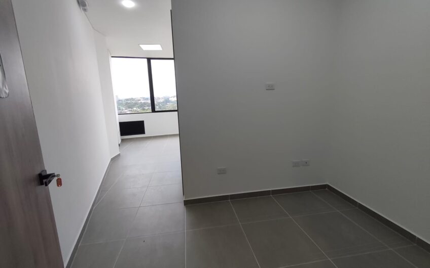 Consultorio para Alquiler en la Avenida Centenario al norte de Armenia