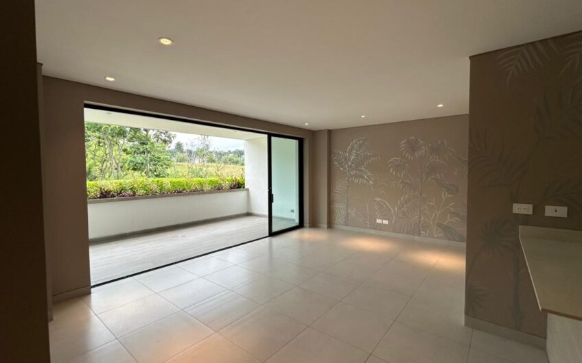 Apartamento para la Venta en primer piso en Condominio Campestre Vía al Caimo