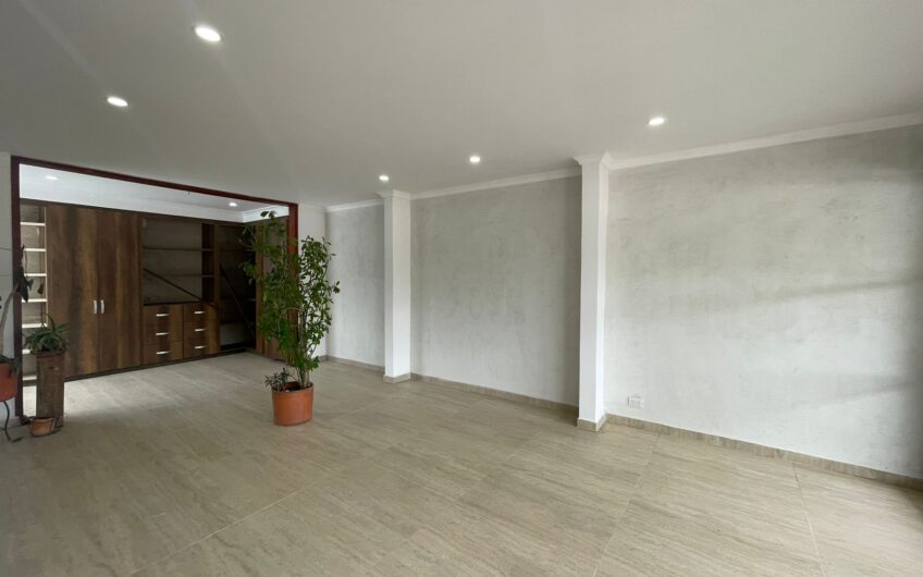 Casa en Conjunto Cerrado para Venta en la Avenida 19 norte