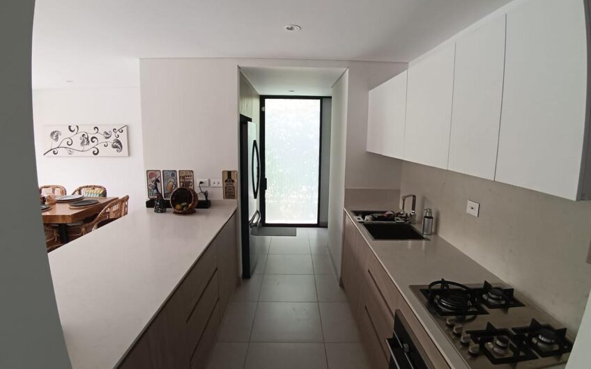 Casa Campestre de dos niveles para la Venta vía al Caimo