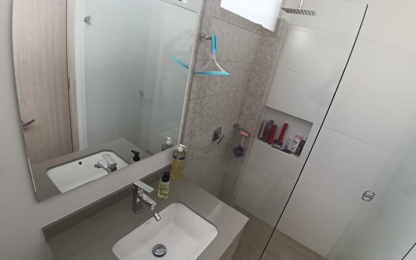 Casa Campestre de dos niveles para la Venta vía al Caimo