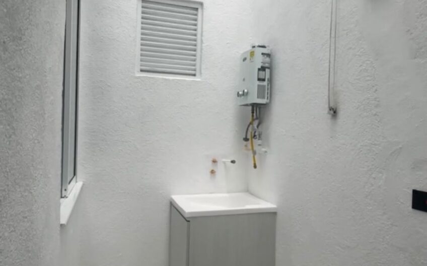 Casa de dos niveles para la Venta en Oro Negro al norte de Armenia