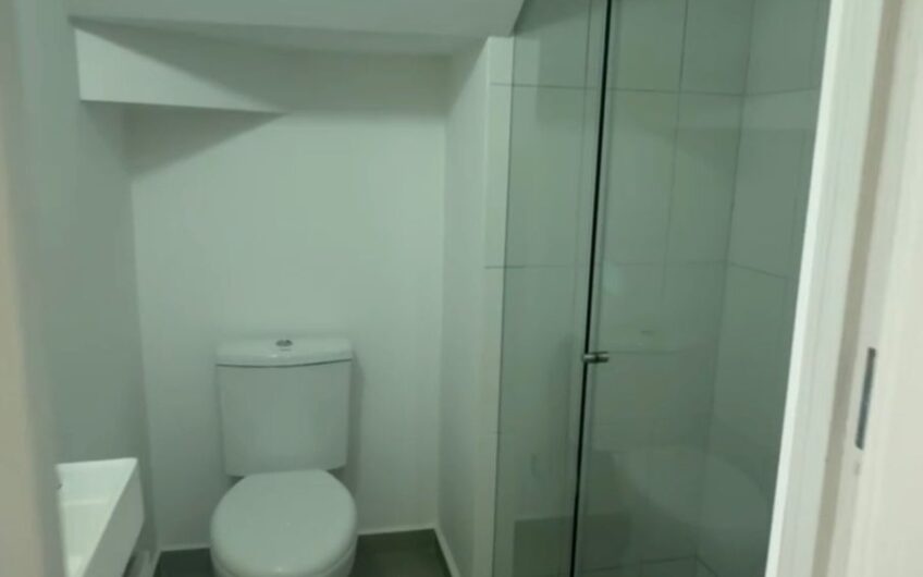 Casa de dos niveles para la Venta en Oro Negro al norte de Armenia