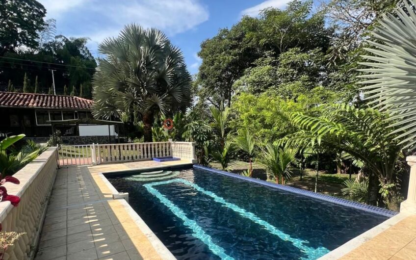 Casa Campestre para la Venta Vía Tebaida – Armenia