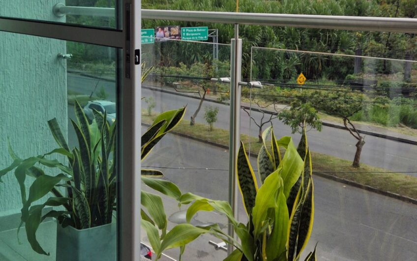 Apartaestudio completamente amoblado para la Venta en la Avenida Centenario