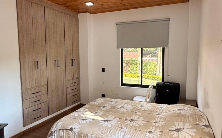 Casa Campestre para la Venta en la Avenida Centenario