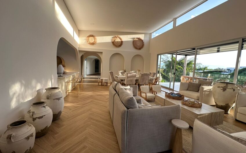 Hermosa Casa Campestre para la Venta – Vía al Caimo Aeropuerto